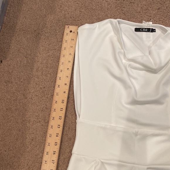 Chic fashionable yellow party dress - Picture 8 of 10